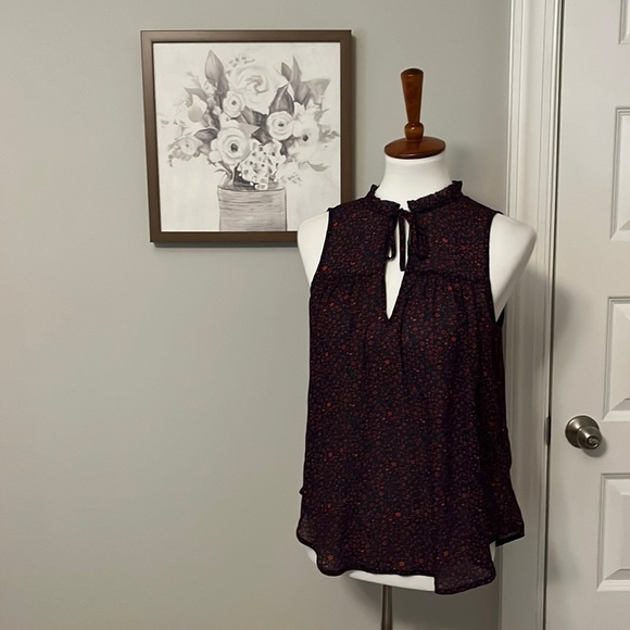 GAP Floral Red Blue Tank w/Keyhole detail & Ruffle Neck Sz. S Semi Sheer - Picture 1 of 7